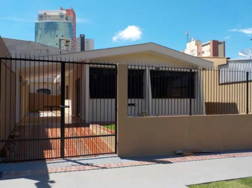 Foto 1 de Casa com 3 Quartos à venda, 95m² em Centro, Guararema