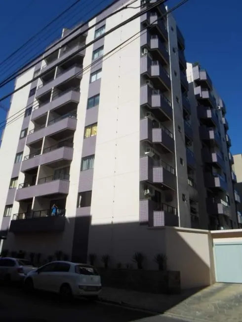 Foto 1 de Apartamento com 3 Quartos à venda, 242m² em Comerciario, Criciúma