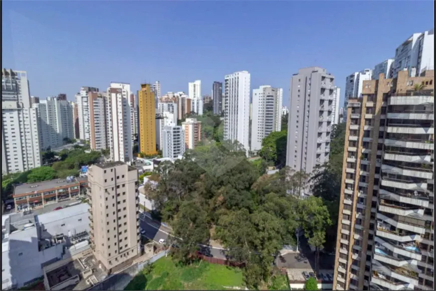 Foto 1 de Apartamento com 3 Quartos à venda, 790m² em Vila Andrade, São Paulo