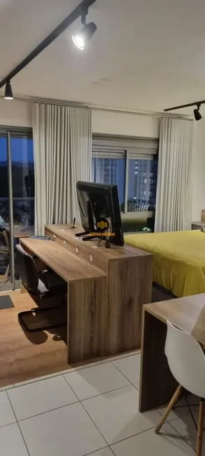 Foto 1 de Apartamento com 1 Quarto à venda, 33m² em Vila Madalena, São Paulo