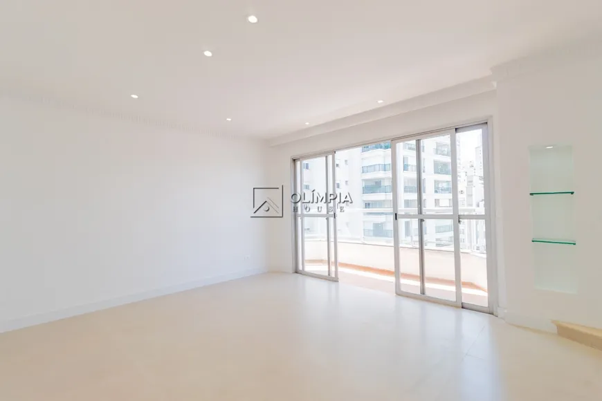 Foto 1 de Apartamento com 4 Quartos à venda, 195m² em Jardim Paulista, São Paulo