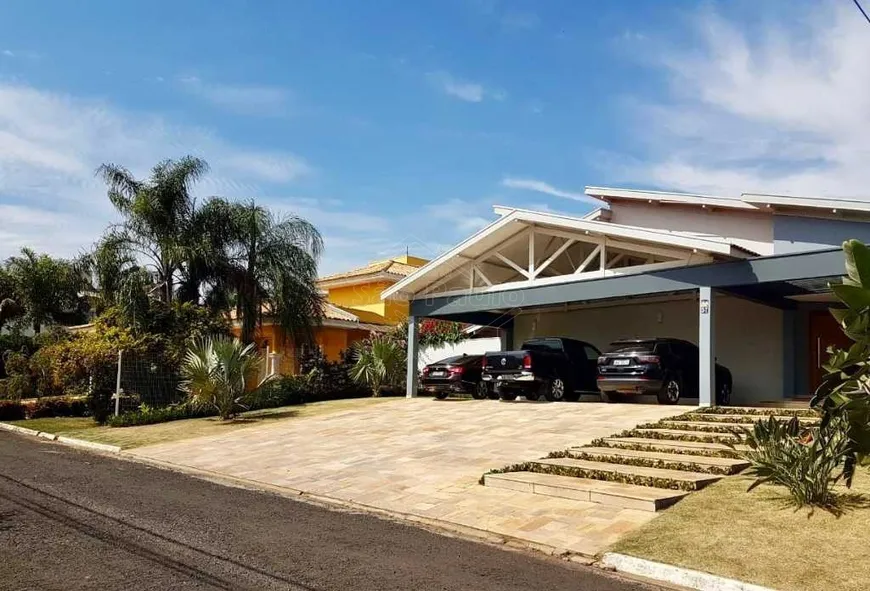 Foto 1 de Casa de Condomínio com 4 Quartos à venda, 452m² em Condominio Vale das Rosas II, Araraquara