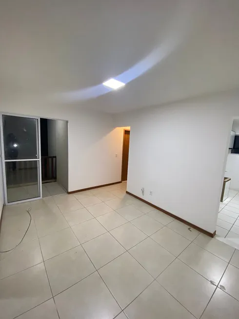 Foto 1 de Apartamento com 3 Quartos para alugar, 55m² em Alto da Cruz, Camaçari