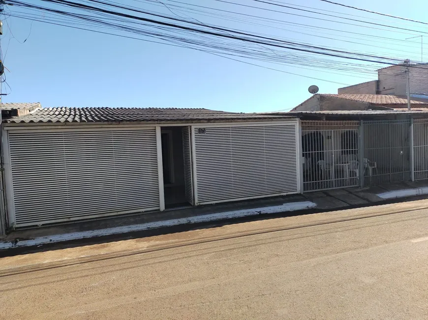 Foto 1 de Casa com 2 Quartos à venda, 70m² em Samambaia Norte, Brasília