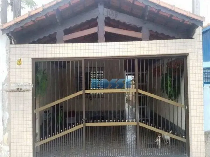 Foto 1 de Casa com 2 Quartos à venda, 100m² em Maracanã, Praia Grande