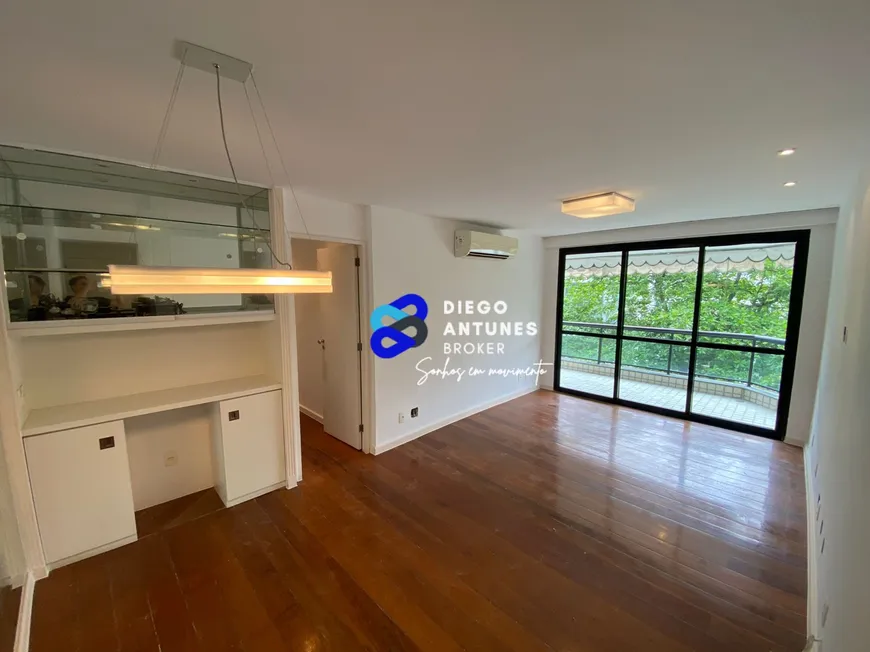 Foto 1 de Apartamento com 2 Quartos à venda, 97m² em Barra da Tijuca, Rio de Janeiro