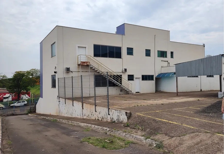 Foto 1 de Galpão/Depósito/Armazém à venda, 4200m² em Unileste, Piracicaba