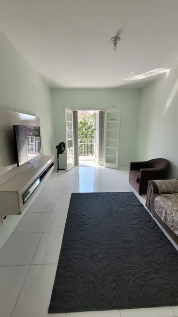 Foto 1 de Casa com 3 Quartos à venda, 126m² em Docas, Santos