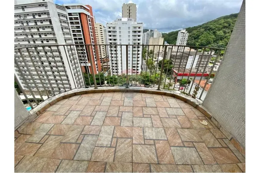 Foto 1 de Apartamento com 3 Quartos à venda, 95m² em Pitangueiras, Guarujá