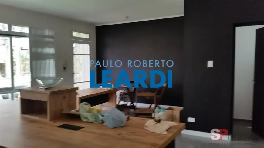 Foto 1 de Casa com 4 Quartos para alugar, 33m² em Jardim Anália Franco, São Paulo