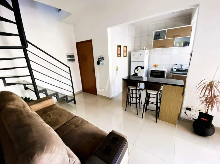 Foto 1 de Cobertura com 3 Quartos à venda, 121m² em Barreiro, Belo Horizonte