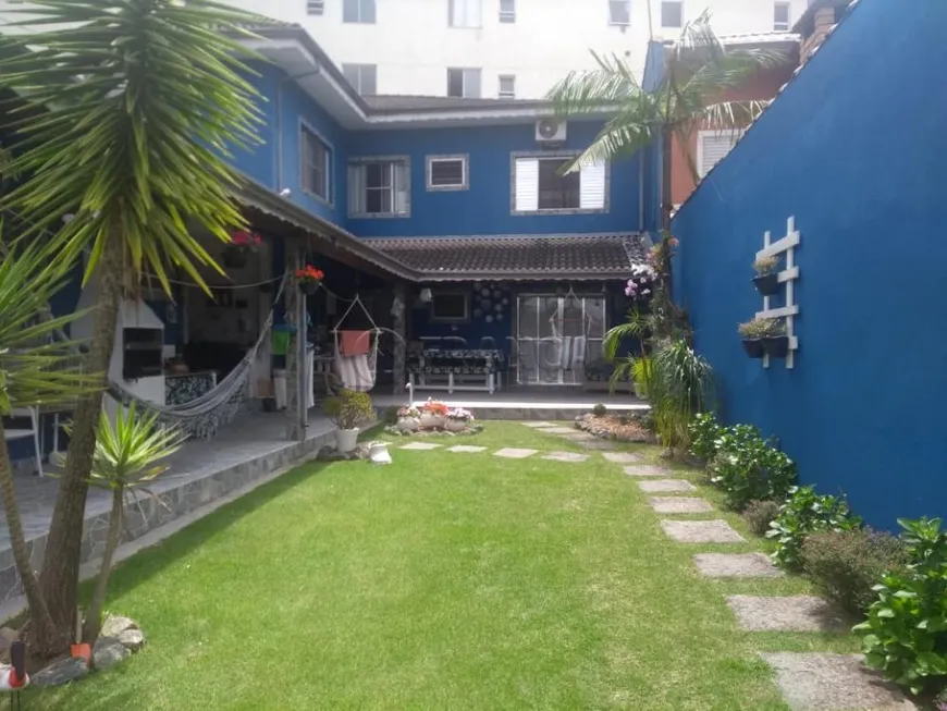 Foto 1 de Casa com 3 Quartos à venda, 220m² em Cidade Jardim, Jacareí