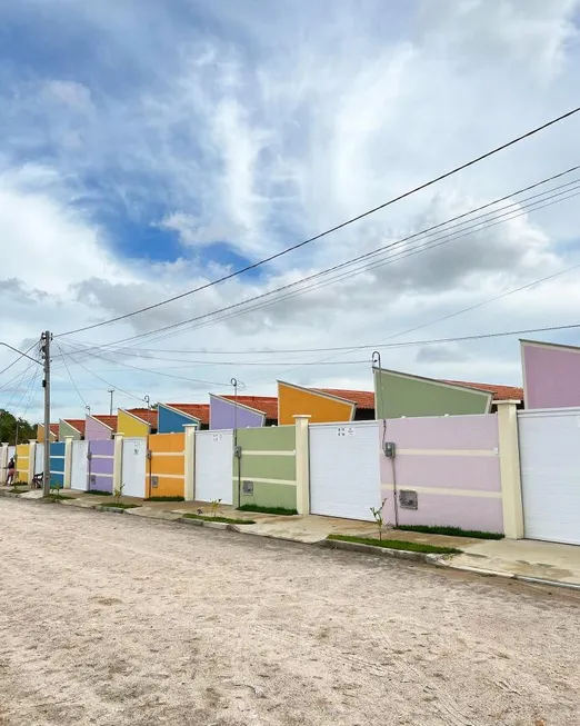 Foto 1 de Casa com 2 Quartos à venda, 50m² em Gereraú, Itaitinga