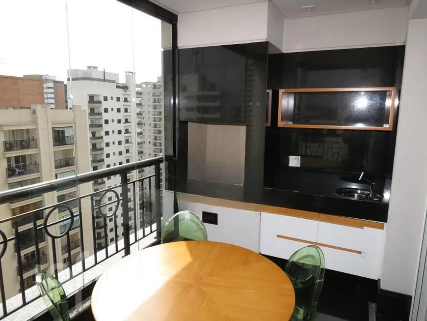 Foto 1 de Apartamento com 4 Quartos à venda, 300m² em Moema, São Paulo