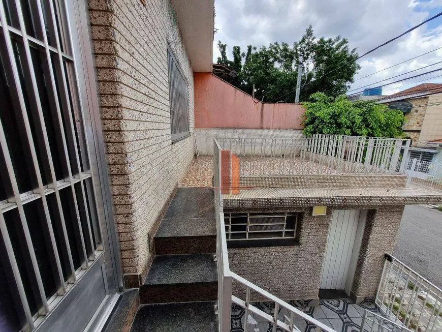 Foto 1 de Casa com 2 Quartos para alugar, 130m² em Vila Regente Feijó, São Paulo