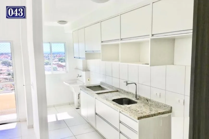 Foto 1 de Apartamento com 3 Quartos à venda, 67m² em Jardim America, Londrina