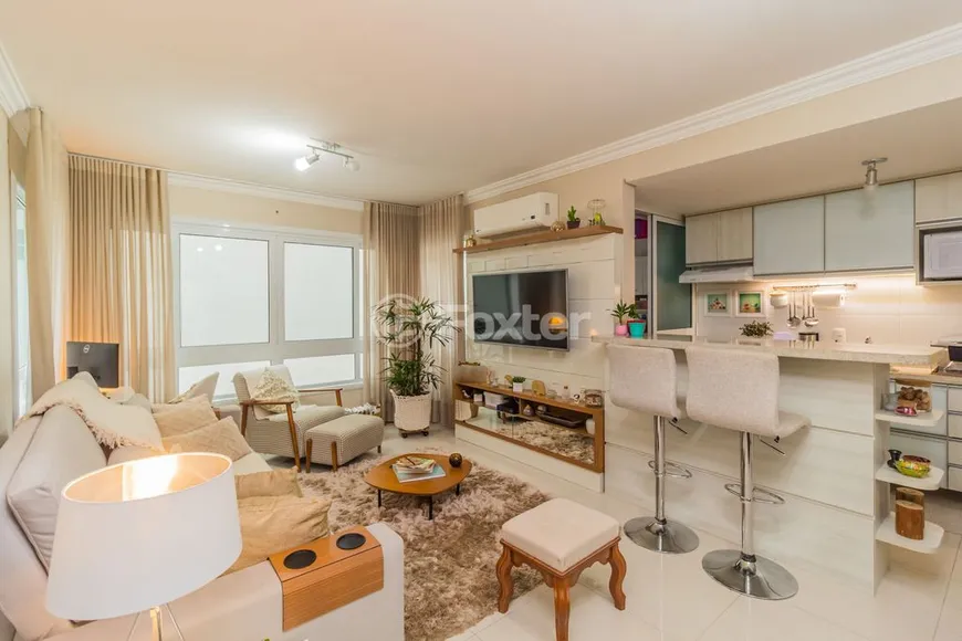 Foto 1 de Apartamento com 2 Quartos à venda, 67m² em Menino Deus, Porto Alegre