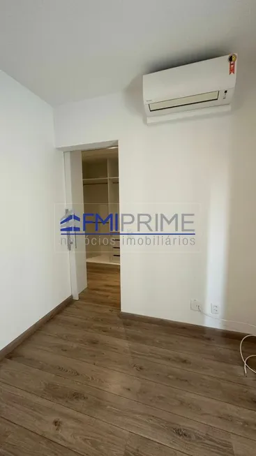 Foto 1 de Apartamento com 3 Quartos à venda, 145m² em Barra Funda, São Paulo