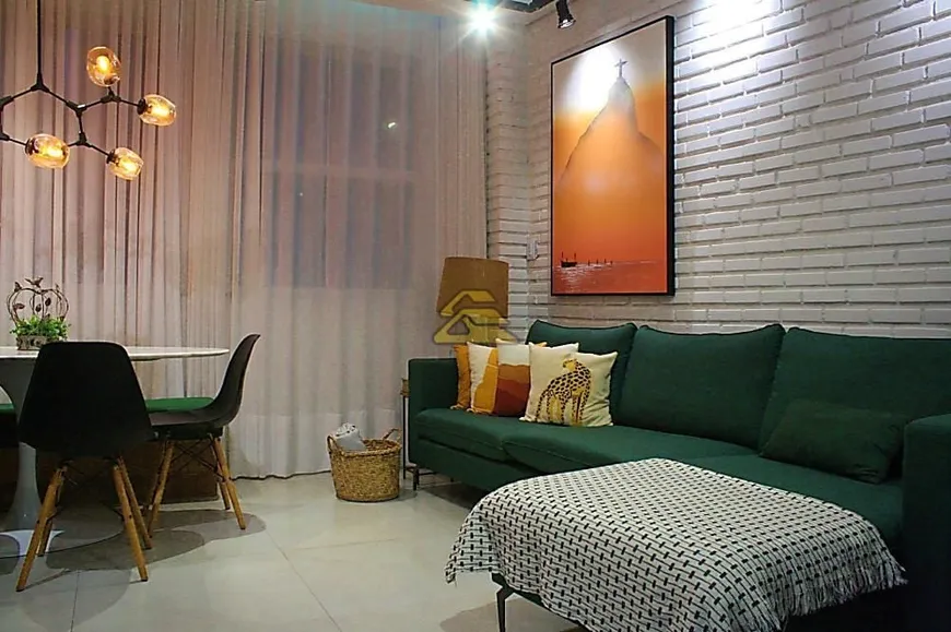 Foto 1 de Apartamento com 1 Quarto à venda, 53m² em Centro, Rio de Janeiro