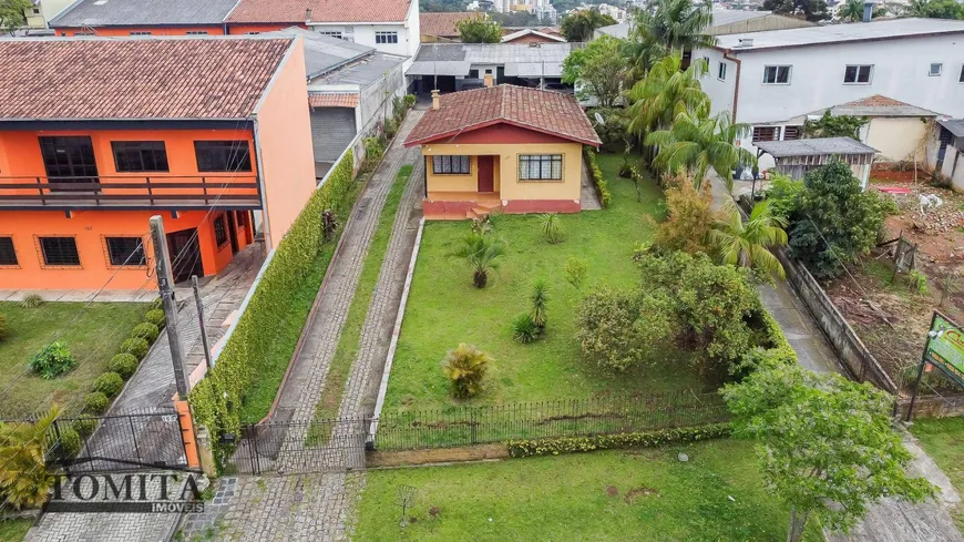 Foto 1 de Lote/Terreno à venda, 898m² em Tingui, Curitiba