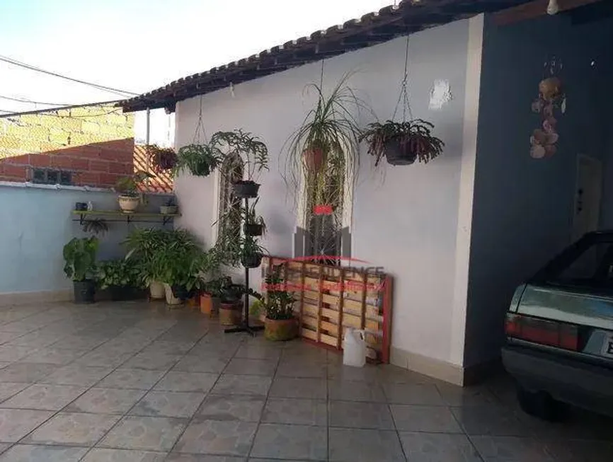 Foto 1 de Casa com 2 Quartos à venda, 215m² em Bosque dos Eucaliptos, São José dos Campos