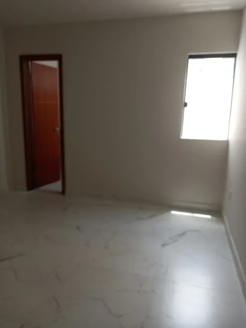 Foto 1 de Casa de Condomínio com 4 Quartos à venda, 152m² em Buraquinho, Lauro de Freitas