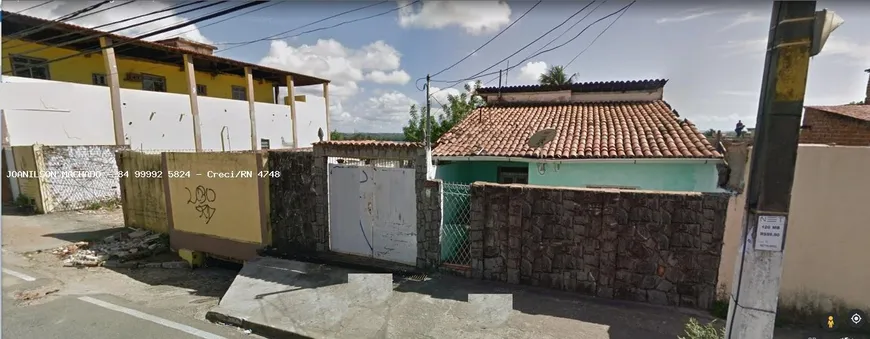 Foto 1 de Casa com 4 Quartos à venda, 162m² em Alecrim, Natal