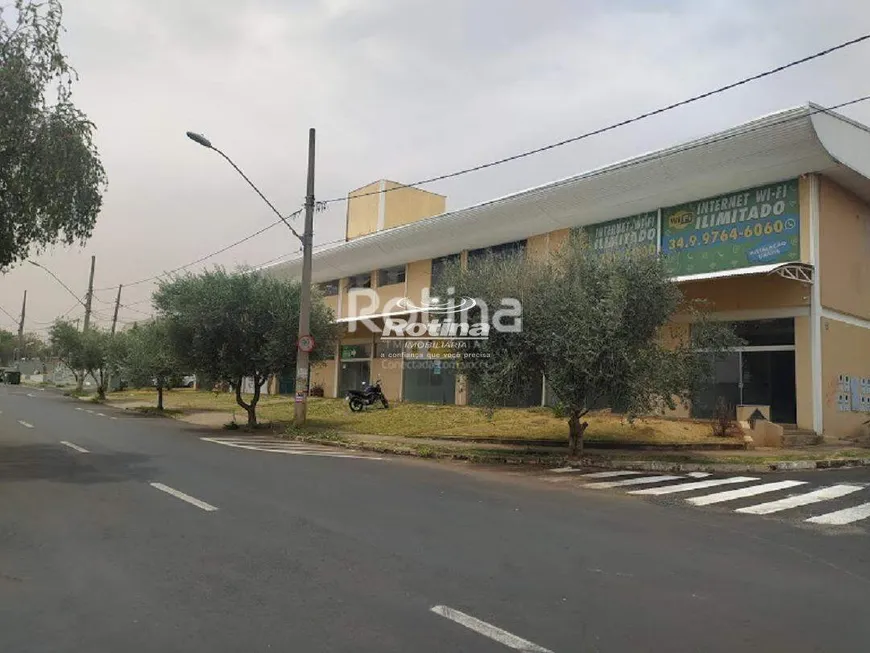 Foto 1 de Sala Comercial para alugar, 112m² em Granada, Uberlândia