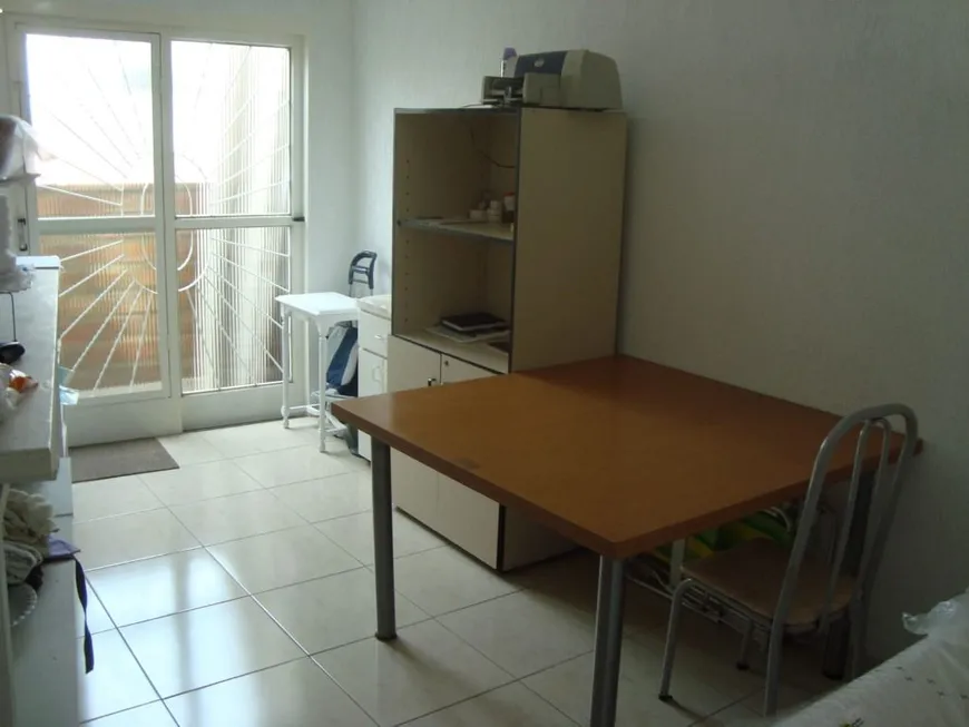 Foto 1 de Casa com 1 Quarto para alugar, 40m² em Vila Salete, São Paulo