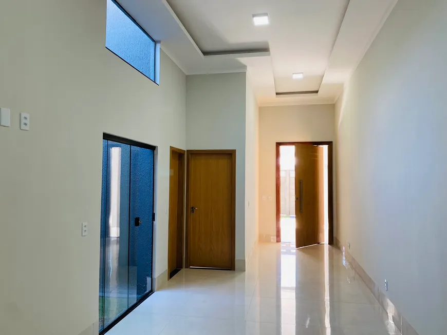 Foto 1 de Casa com 3 Quartos à venda, 131m² em Residencial Barravento, Goiânia