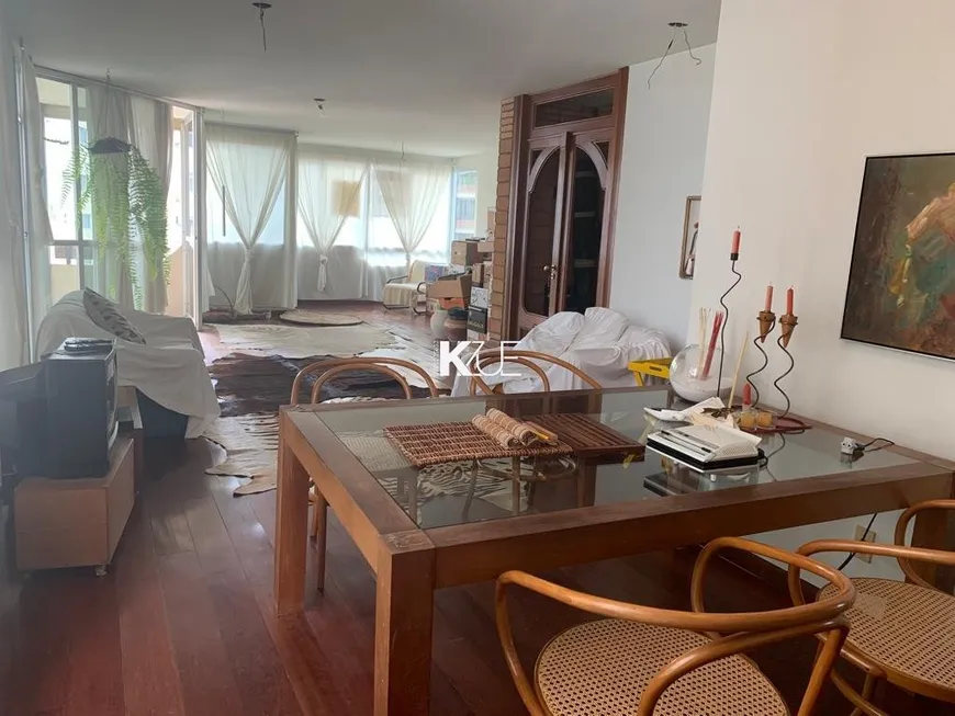 Foto 1 de Apartamento com 3 Quartos à venda, 147m² em Centro, Florianópolis