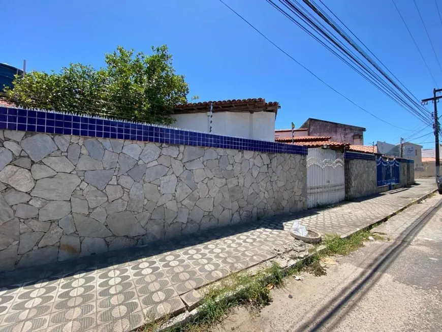 Foto 1 de Casa com 4 Quartos à venda, 306m² em Atalaia, Aracaju