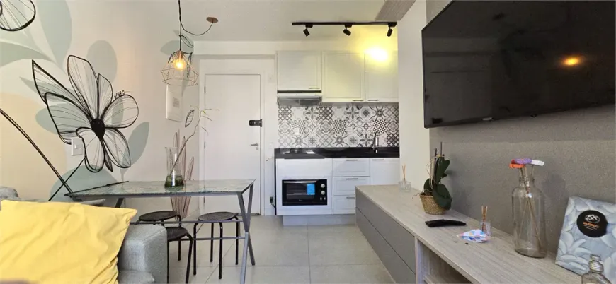 Foto 1 de Apartamento com 1 Quarto à venda, 25m² em Santa Cecília, São Paulo