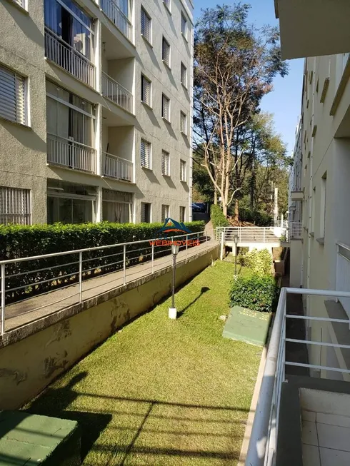 Foto 1 de Apartamento com 2 Quartos à venda, 60m² em Jardim Caiapia, Cotia