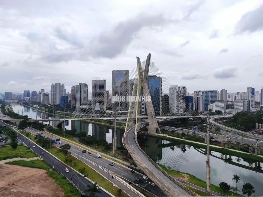 Foto 1 de Apartamento com 4 Quartos à venda, 252m² em Cidade Jardim, São Paulo