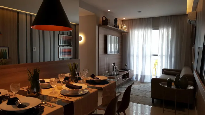 Foto 1 de Apartamento com 3 Quartos à venda, 70m² em Vaz Lobo, Rio de Janeiro