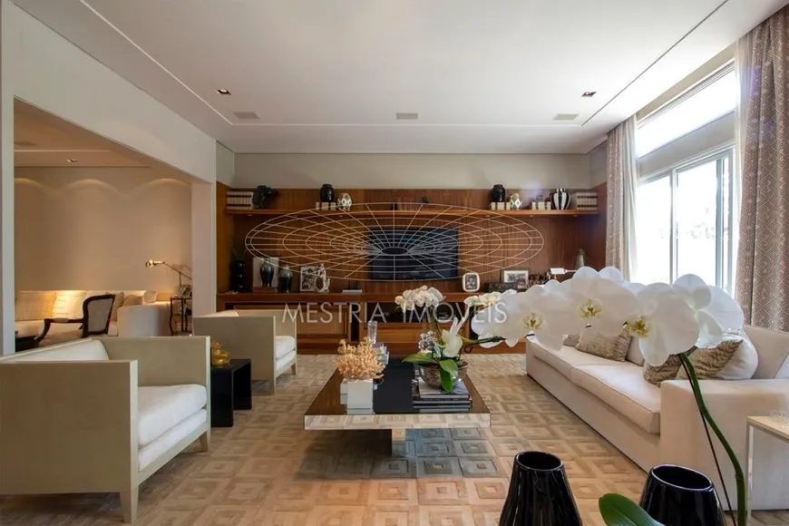 Foto 1 de Casa com 3 Quartos à venda, 498m² em Morumbi, São Paulo