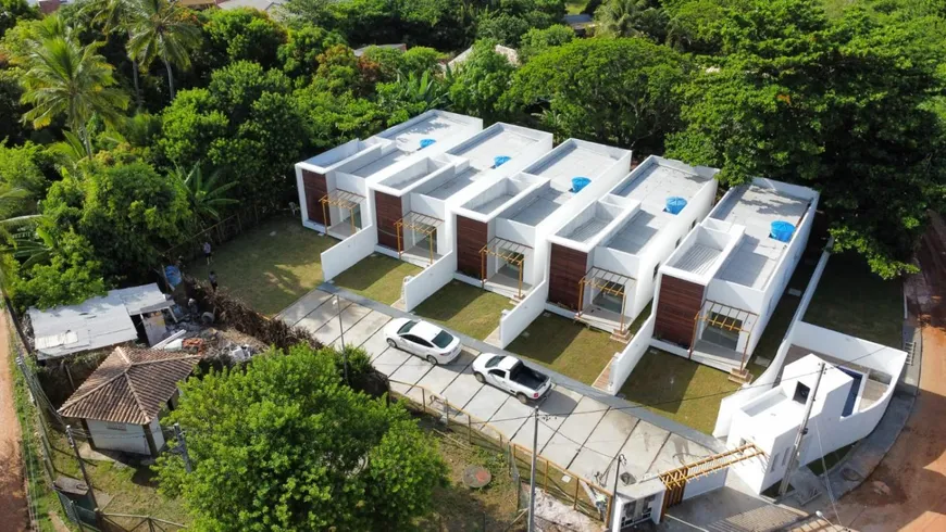 Foto 1 de Casa com 2 Quartos à venda, 90m² em Imbassai, Mata de São João