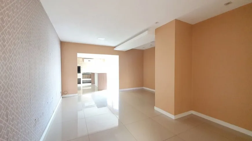 Foto 1 de Casa de Condomínio com 3 Quartos à venda, 90m² em Jardim Algarve, Alvorada