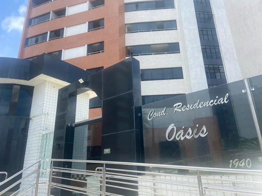 Foto 1 de Apartamento com 4 Quartos à venda, 230m² em Capim Macio, Natal