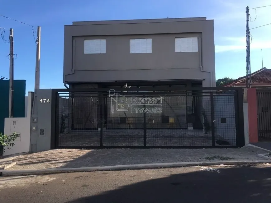 Foto 1 de Sobrado com 3 Quartos à venda, 131m² em Vila Sedenho, Araraquara