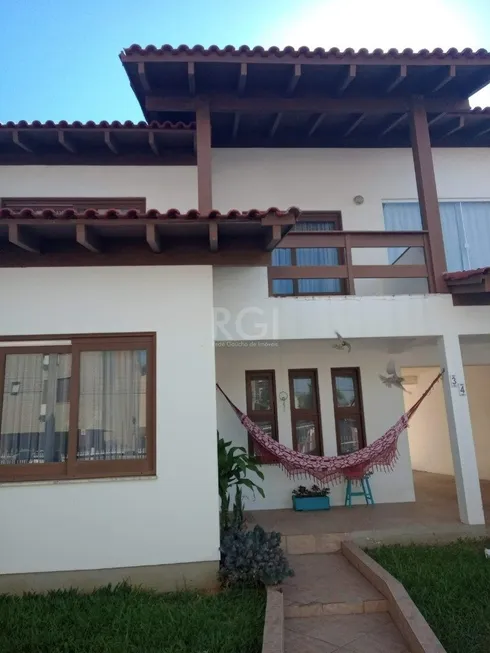 Foto 1 de Casa com 6 Quartos à venda, 258m² em Centro, Torres