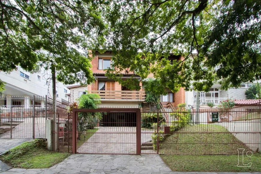 Foto 1 de Casa com 4 Quartos à venda, 417m² em Tristeza, Porto Alegre