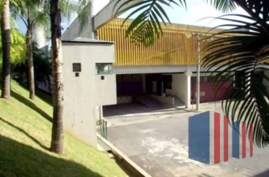 Foto 1 de Galpão/Depósito/Armazém para alugar, 812m² em Tamboré, Barueri