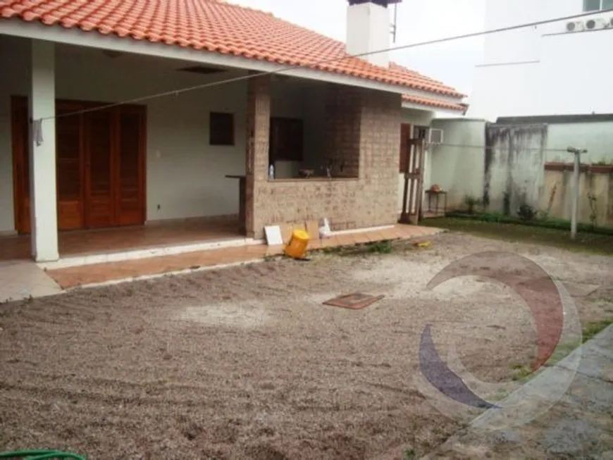 Foto 1 de Lote/Terreno à venda, 405m² em Barreiros, São José