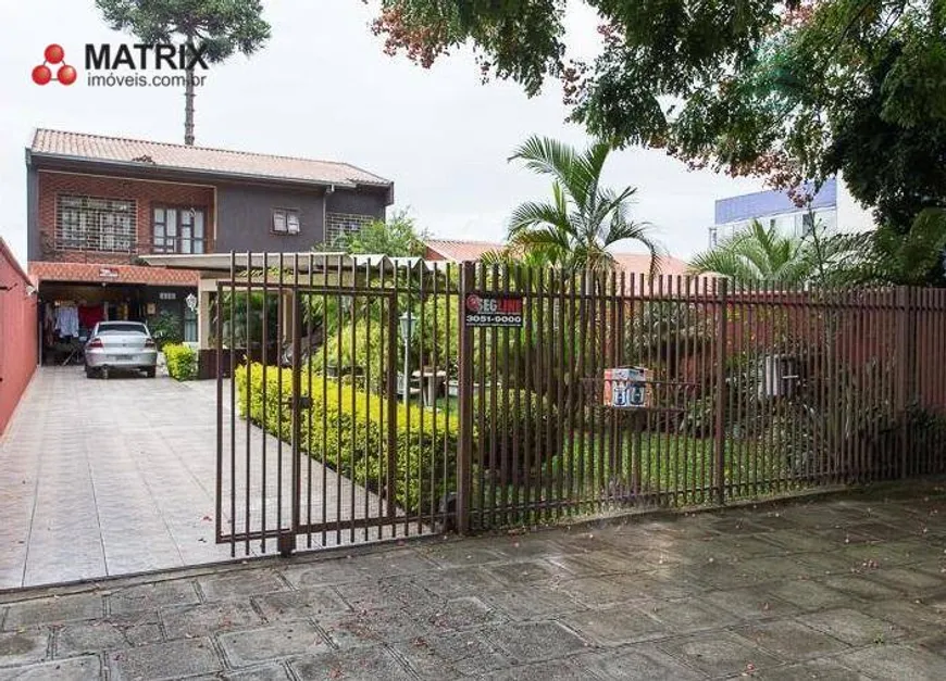 Foto 1 de Casa com 4 Quartos à venda, 238m² em Bacacheri, Curitiba