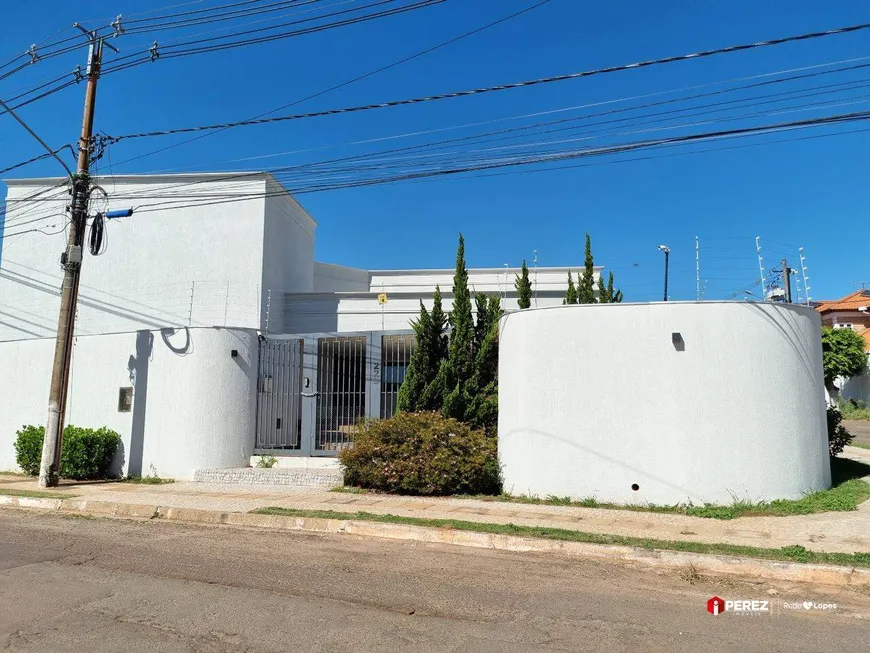 Foto 1 de Casa com 4 Quartos à venda, 400m² em Jardim Bela Vista, Campo Grande