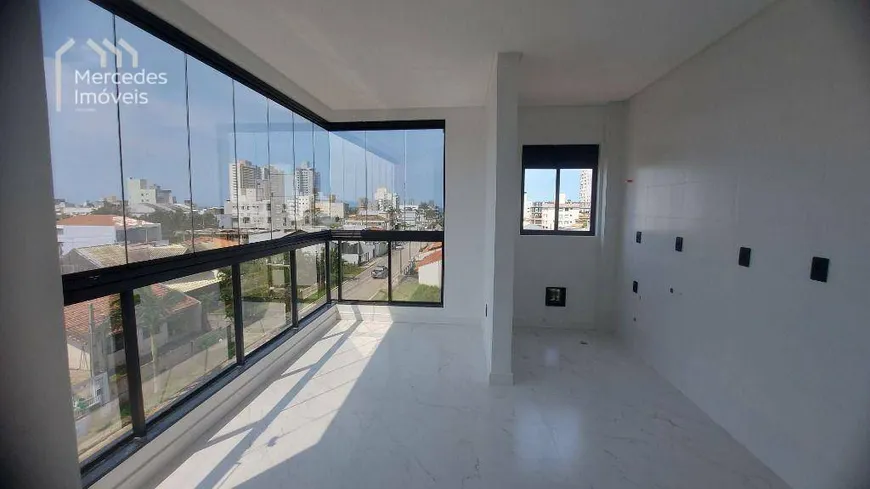 Foto 1 de Apartamento com 3 Quartos à venda, 79m² em Itacolomi, Balneário Piçarras