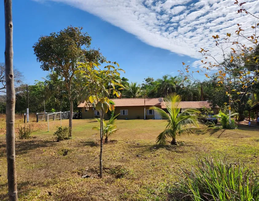 Foto 1 de Fazenda/Sítio com 3 Quartos à venda, 192000m² em Centro, Hidrolândia