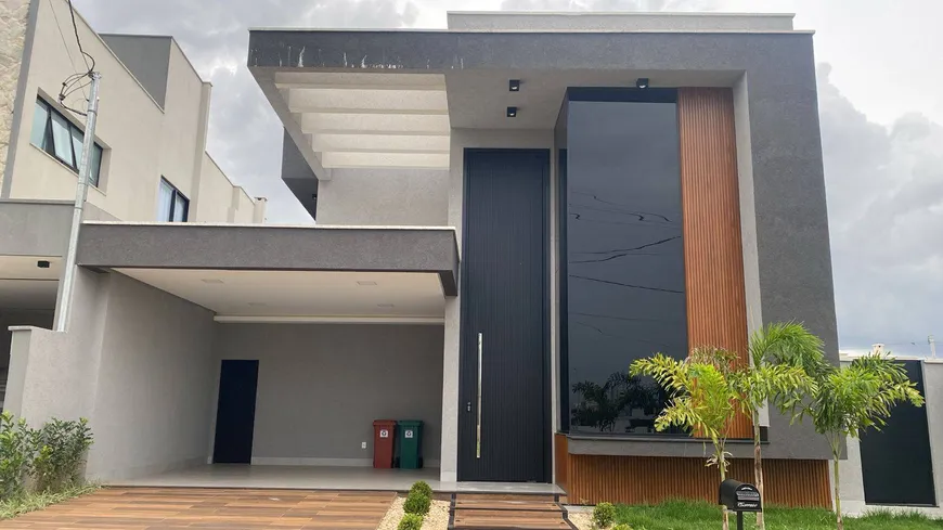 Foto 1 de Casa com 3 Quartos à venda, 172m² em Jardim Cristal, Aparecida de Goiânia